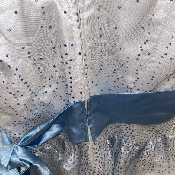 White Bubble Semi-Formal Dress - Picture 3 of 7